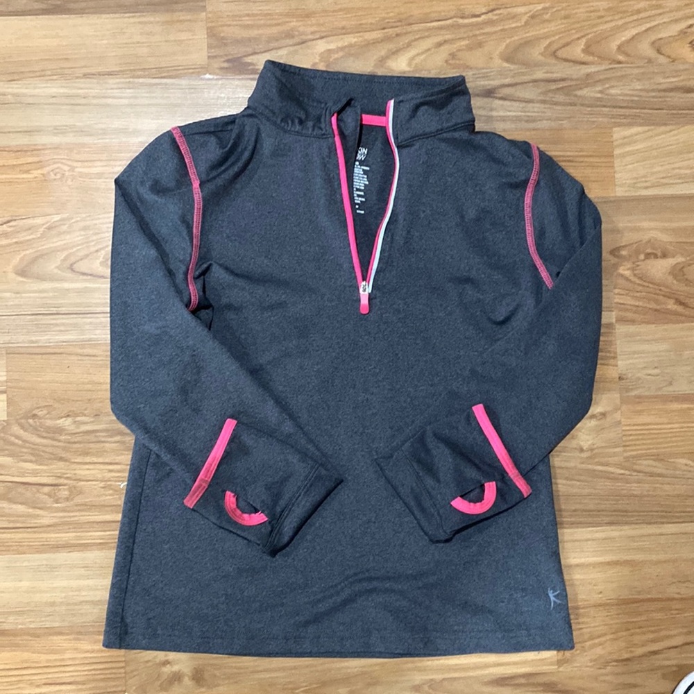 Danskin moisture wicking shirt